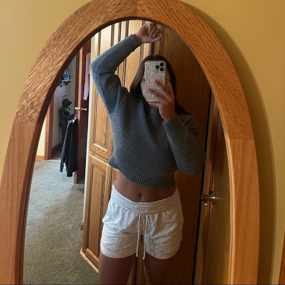 Cropped Italian Sweater - Picture 2 of 5